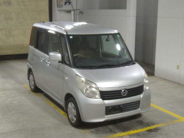 2011 Nissan Roox