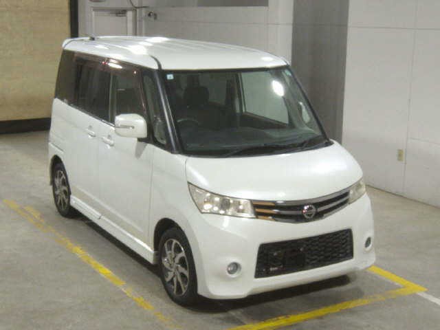 2010 Nissan Roox