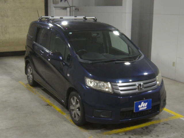 2011 Honda Freed Spike