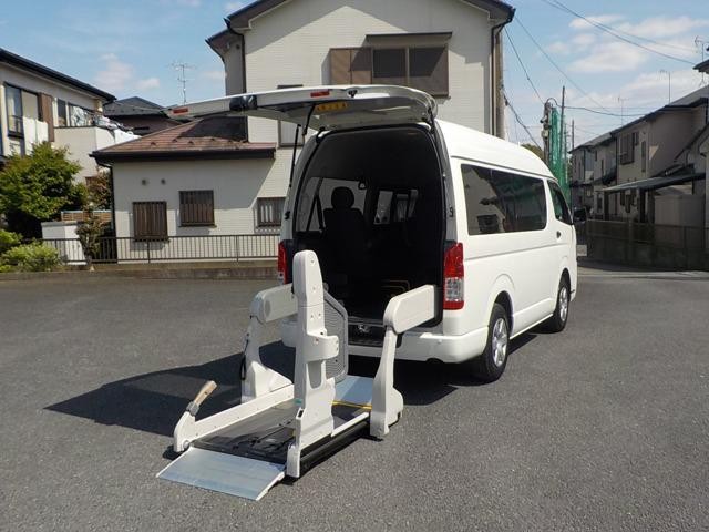 Toyota Hiace V