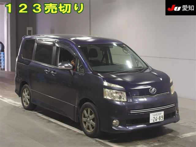 2009 Toyota Voxy