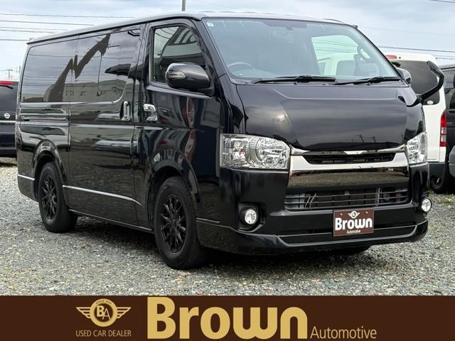 Toyota Hiace V