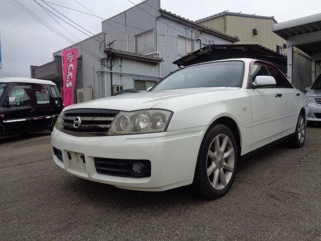 2001 Nissan Gloria