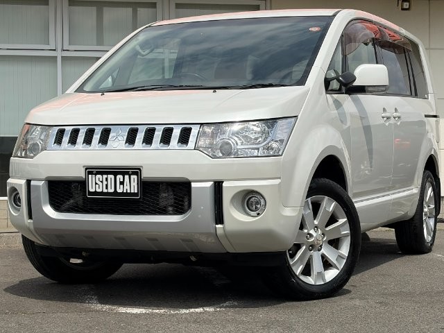 2013 Mitsubishi Delica D5