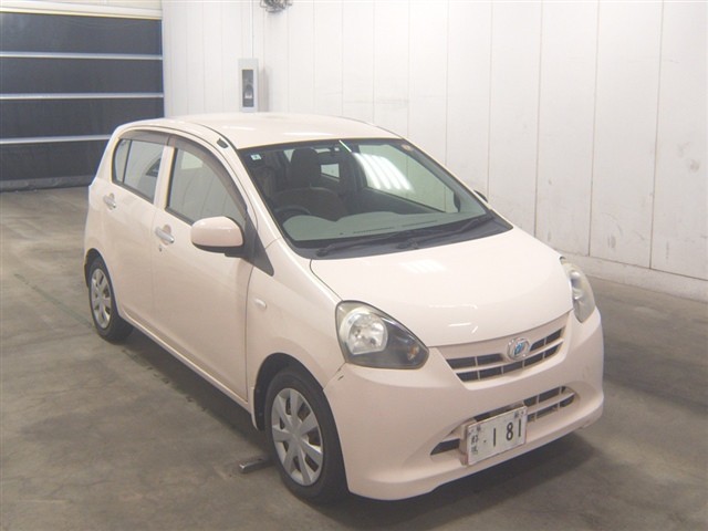 2012 Daihatsu Mira ES