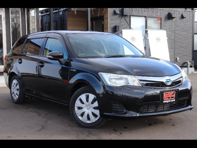 Toyota Fielder HV