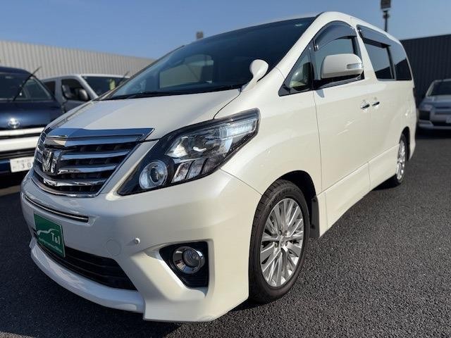 2013 Toyota Alphard