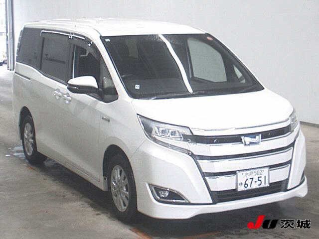 2017 Toyota Noah