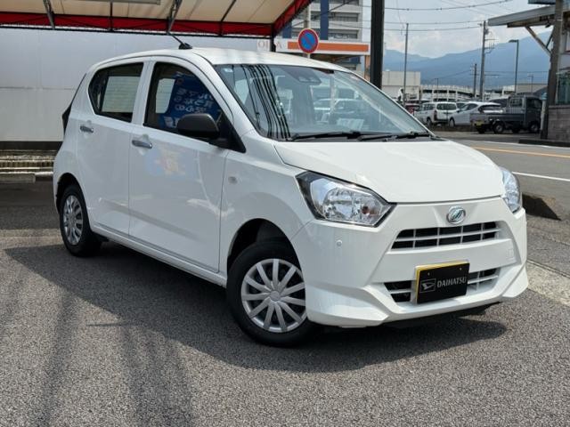 Daihatsu Mira ES