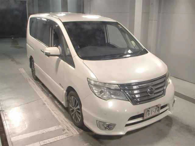 2015 Nissan Serena HV