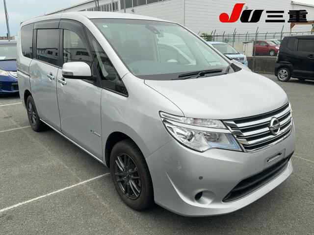 2013 Nissan Serena HV