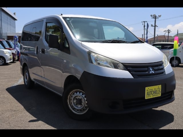 Mitsubishi Delica V