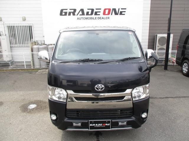 Toyota Hiace V