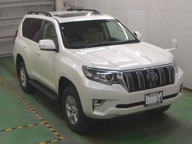 2022 Toyota Land Cruiser Prado