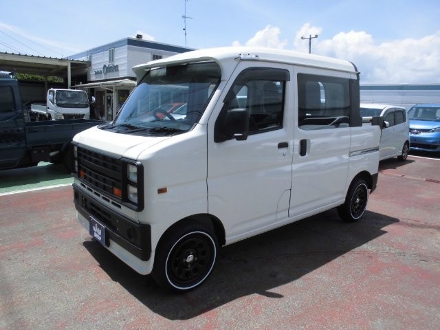 2023 Daihatsu Hijet Cargo
