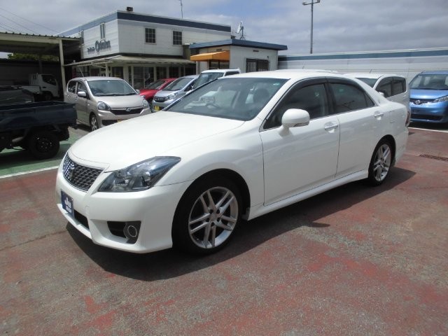 2011 Toyota Crown