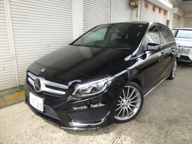 Mercedes-Benz B180