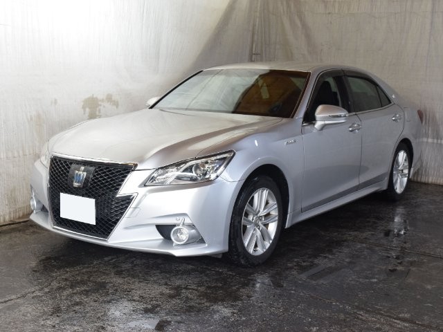 2015 Toyota Crown
