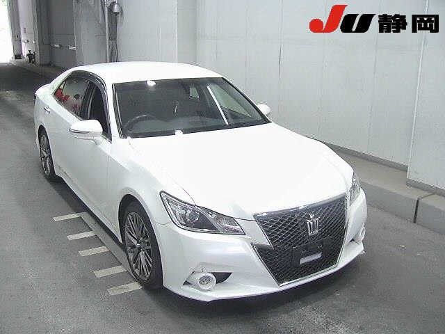 2013 Toyota Crown