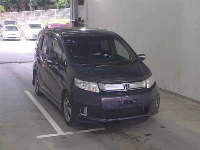 2015 Honda Freed Spike