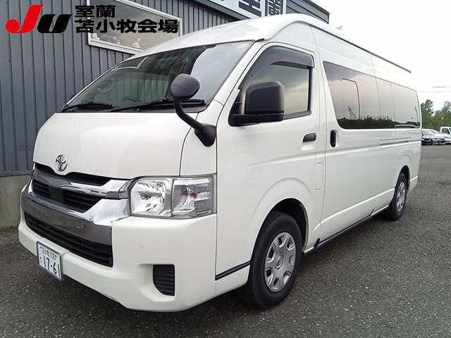 2022 Toyota Hiace V