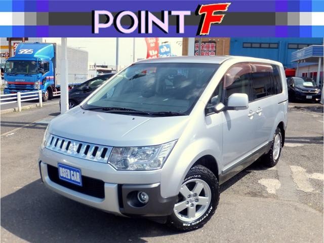 2014 Mitsubishi Delica D5