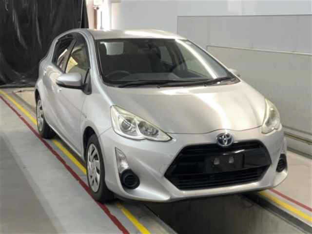 2015 Toyota Aqua