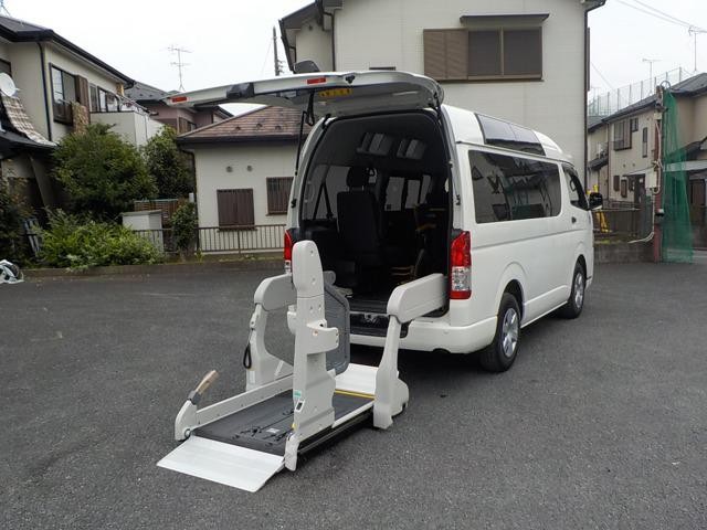 Toyota Hiace V