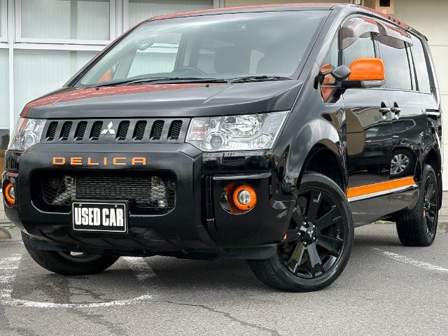 2017 Mitsubishi Delica D5