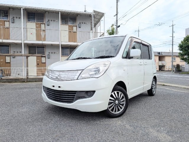 2011 Mitsubishi Delica D2