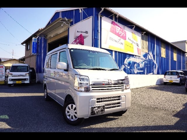 Nissan Clipper V