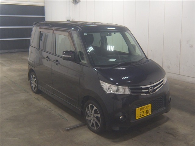 2012 Nissan Roox