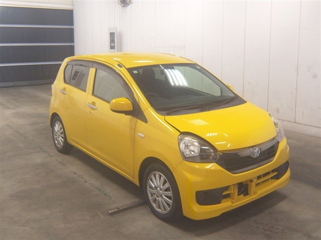 2015 Daihatsu Mira ES
