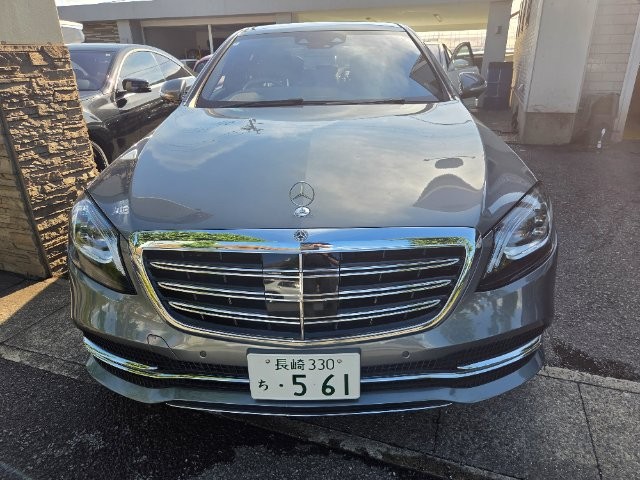 Mercedes-Benz S560