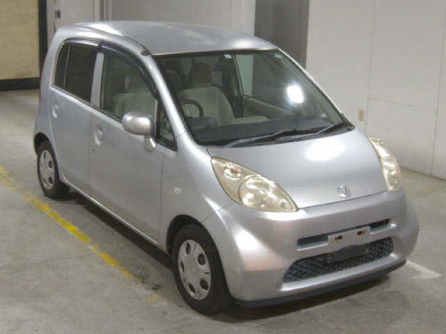 2006 Honda Life