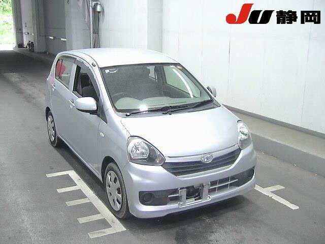 2015 Daihatsu Mira ES