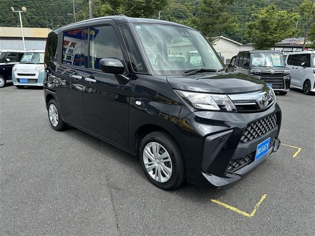 2022 Toyota Roomy