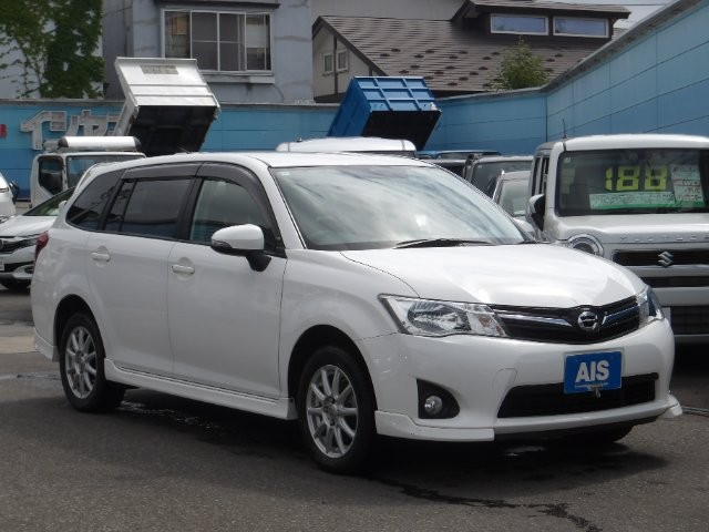 2014 Toyota Fielder
