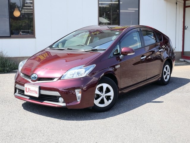 2013 Toyota Prius PHV