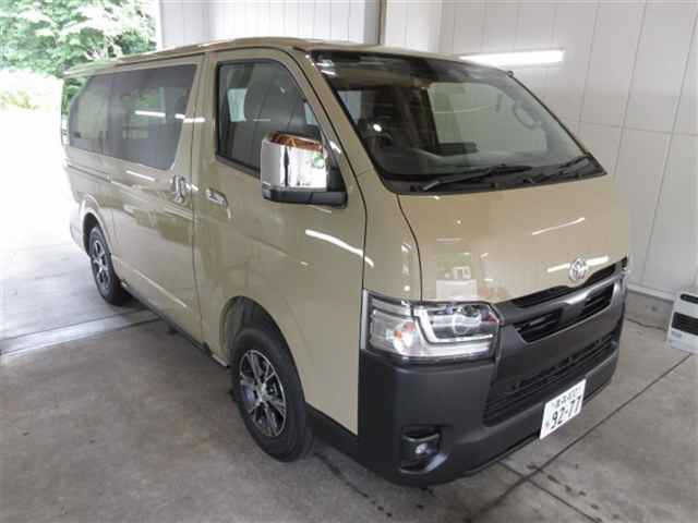 Toyota Hiace V