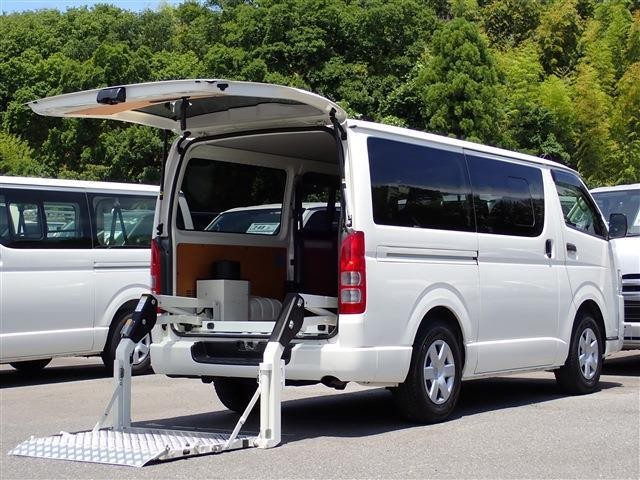 2021 Toyota Hiace V