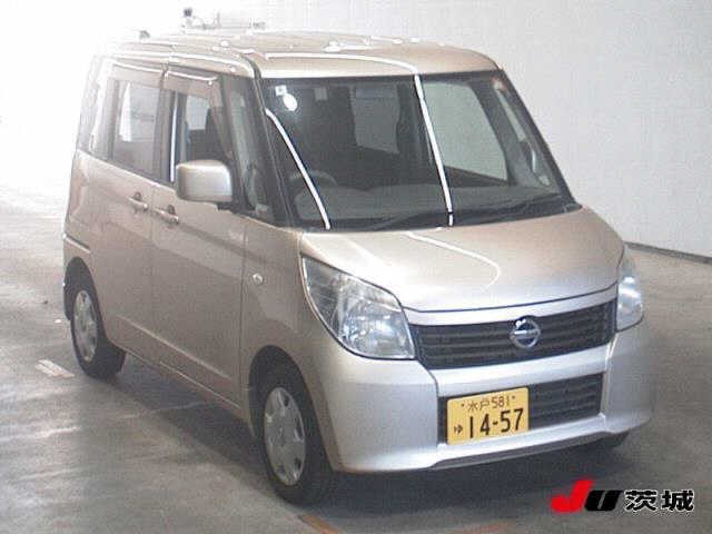 2012 Nissan Roox