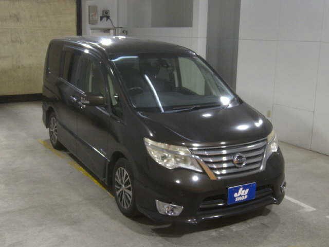 2014 Nissan Serena HV