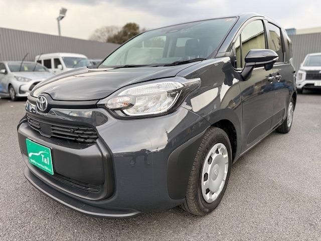 Toyota Sienta HV