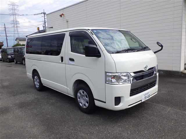 Toyota Hiace V