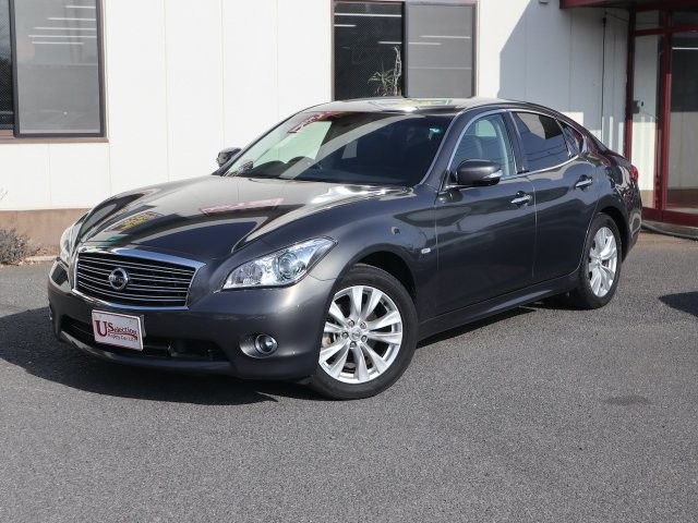 2011 Nissan Fuga