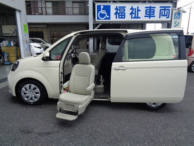 2016 Toyota Porte