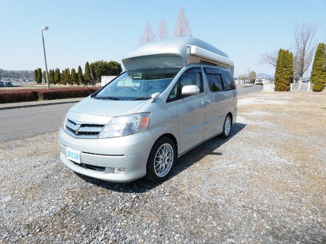 2005 Toyota Alphard