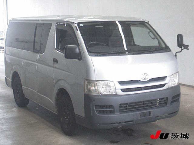 Toyota Hiace V