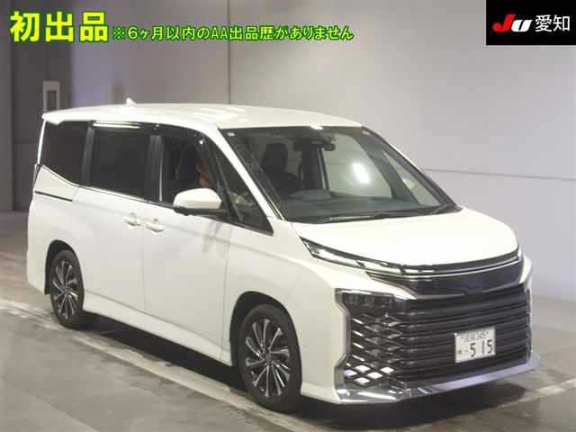 2022 Toyota Voxy